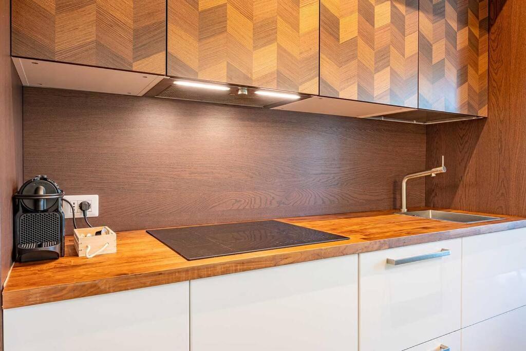شقة Guest Planet - Stylish Flat Bisceglie M1 ميلان المظهر الخارجي الصورة