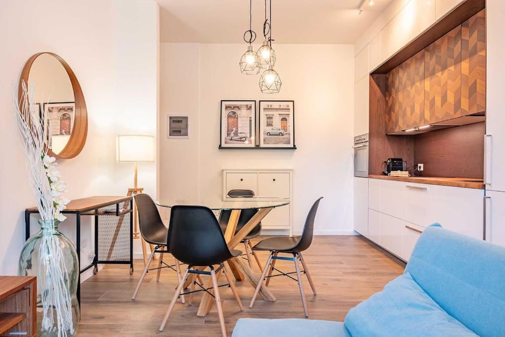 شقة Guest Planet - Stylish Flat Bisceglie M1 ميلان المظهر الخارجي الصورة