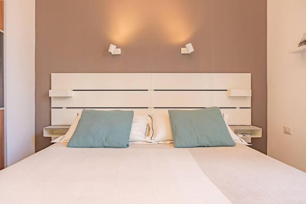 شقة Guest Planet - Stylish Flat Bisceglie M1 ميلان المظهر الخارجي الصورة